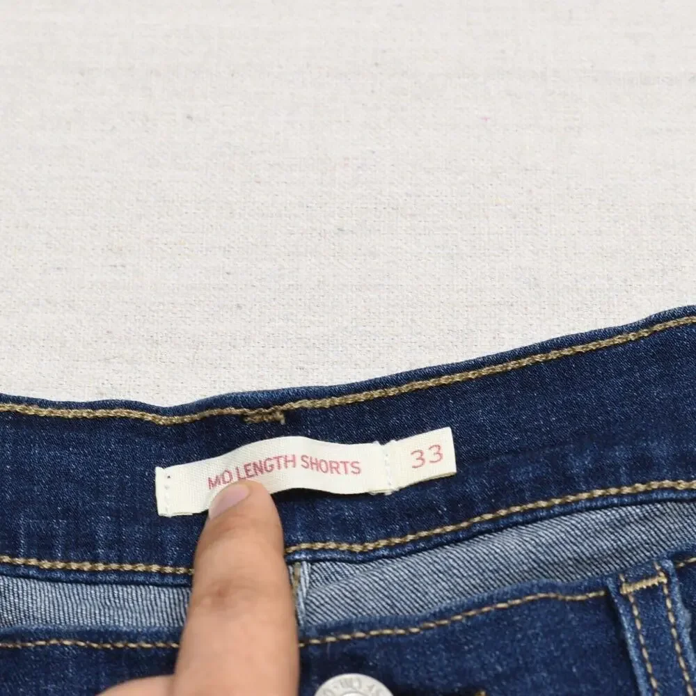 Levi's Women Denim Shorts Cuffed Cotton Blue Size 33 Mid Length Zip Solid
